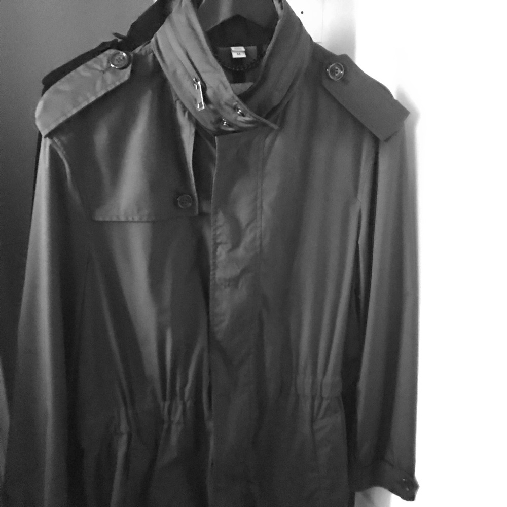Men’s Burberry Raincoat
